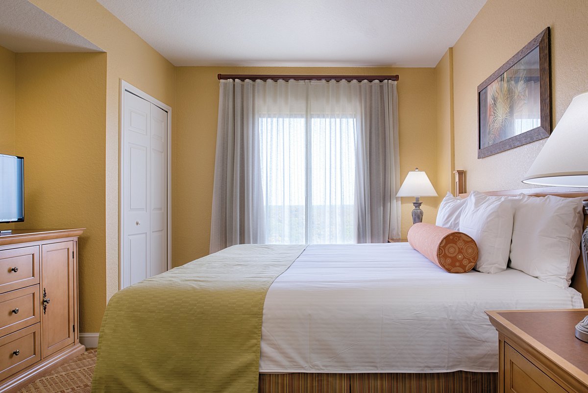 bedroom-club-wyndham-3-1-2.jpg