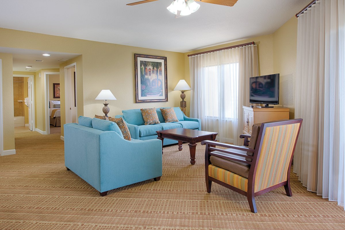 living-room-club-wyndham-8.jpg